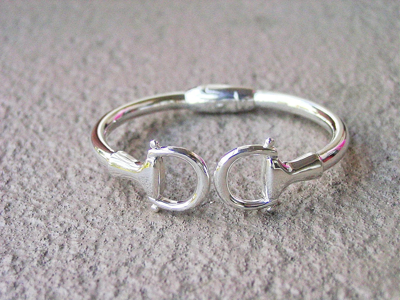 Sterling Silver Snaffle Bit Bangle with Spring Hinge