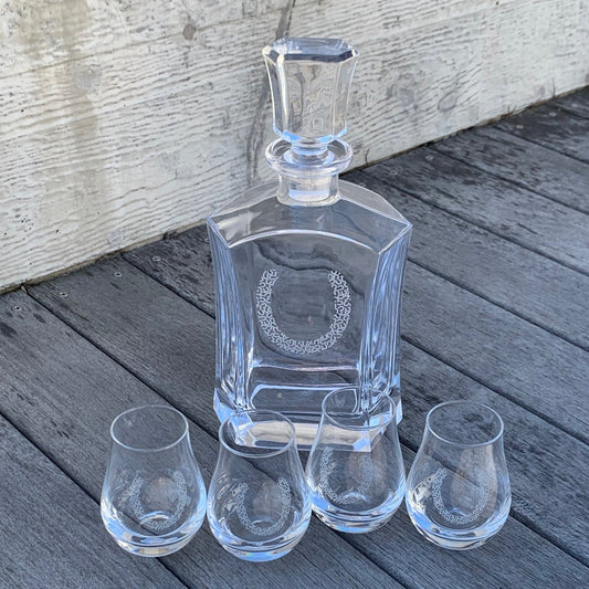 Horseshoe Le Decant Decanter and matching shot glasses
