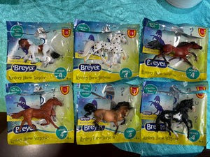 Breyer Mystery Horse Surprise S4